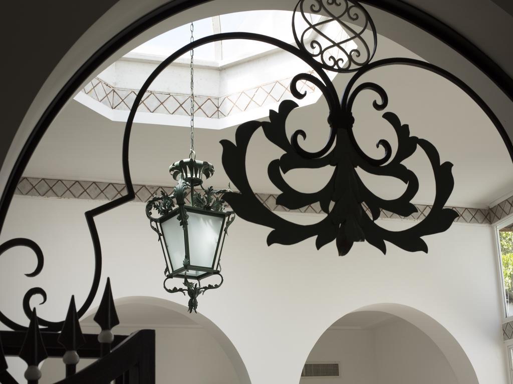 Relais Villa Savarese Сант'Агнело Екстериор снимка