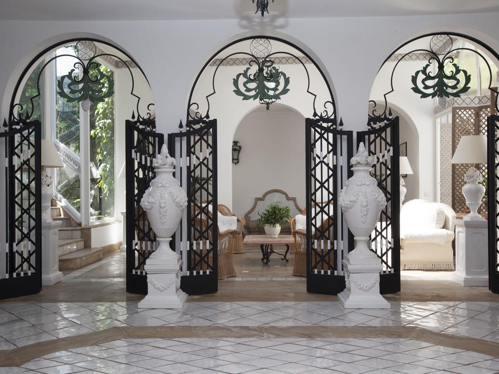Relais Villa Savarese Сант'Агнело Екстериор снимка