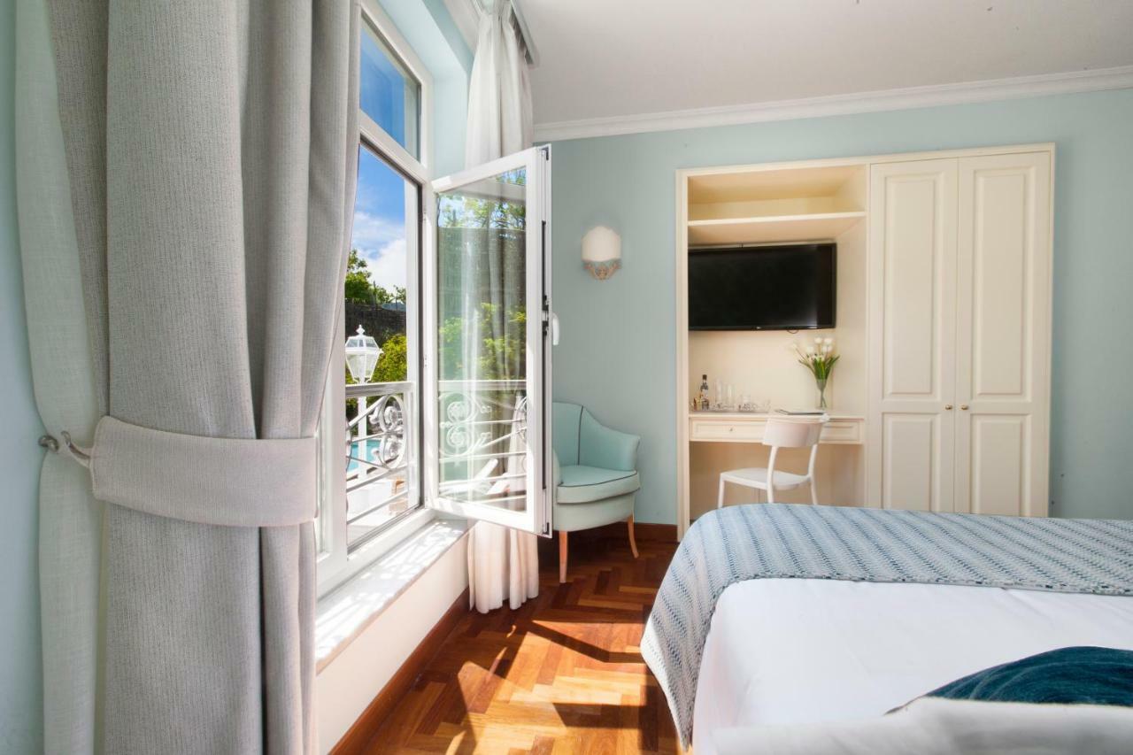 Relais Villa Savarese Сант'Агнело Екстериор снимка